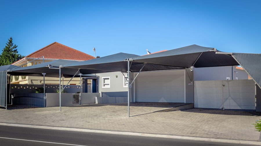 3 Bedroom Property for Sale in Laaiplek Western Cape